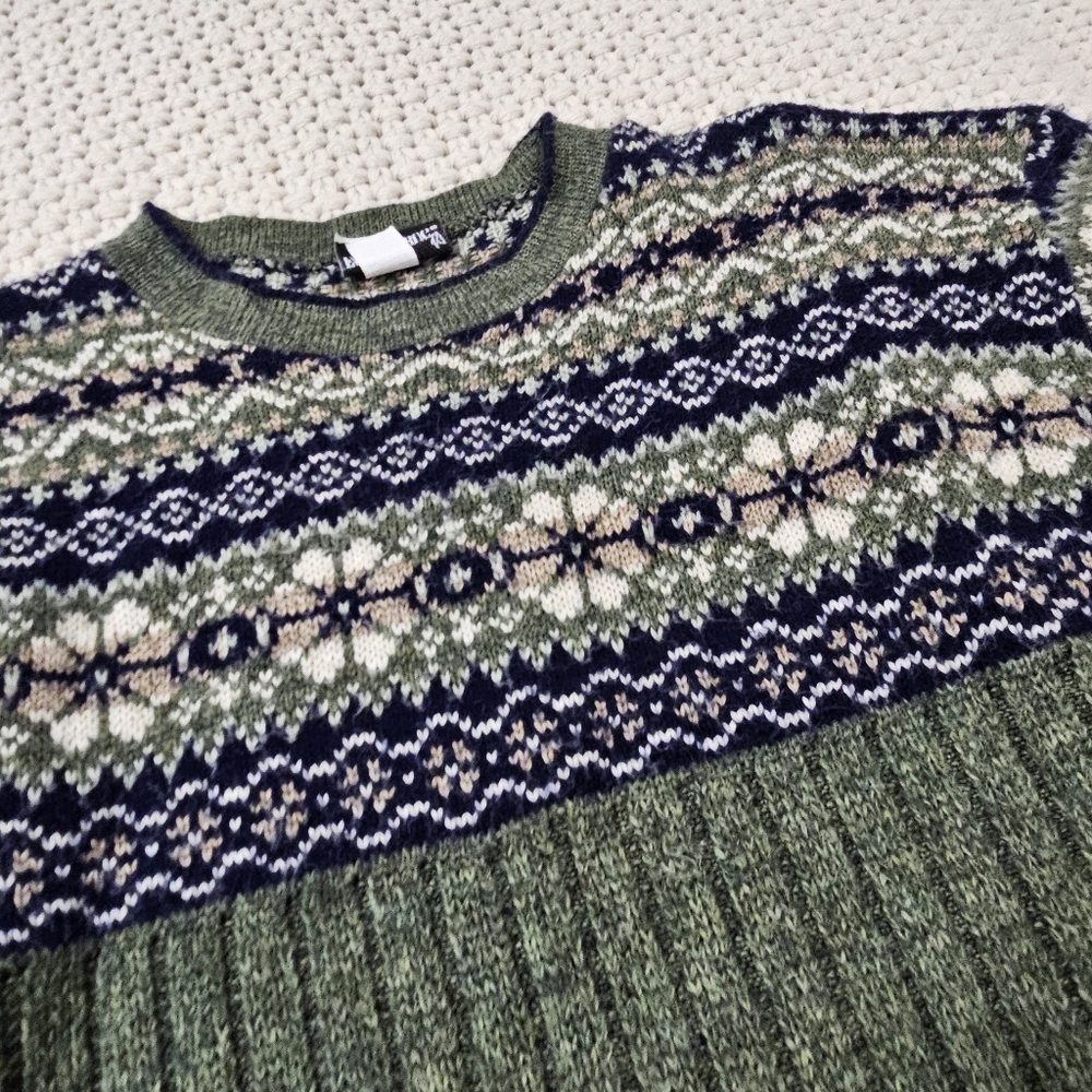 Vtg Fashion Bug Fair Isle Winter Sweater Size 18/20 - Picture 3 of 7